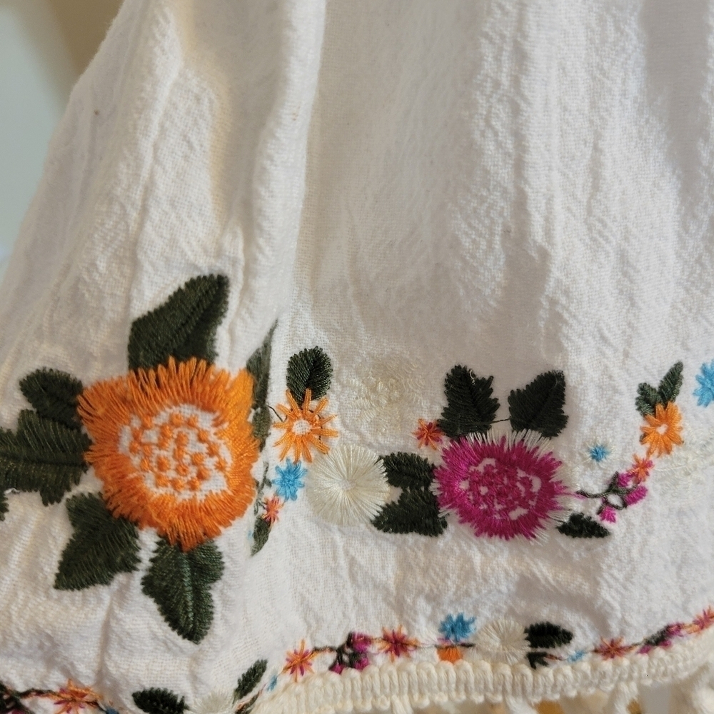 Aiden Embroidered‎ Peasant Mini Dress Size Medium - Picture 3 of 5